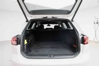 Volkswagen Passat, 1.4, 158 kW, бензин, автомат, передний привод