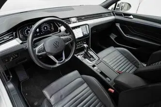 Volkswagen Passat, 1.4, 158 kW, бензин, автомат, передний привод