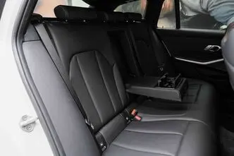 BMW 320, 2.0, 140 kW, diesel, automatic, four-wheel drive