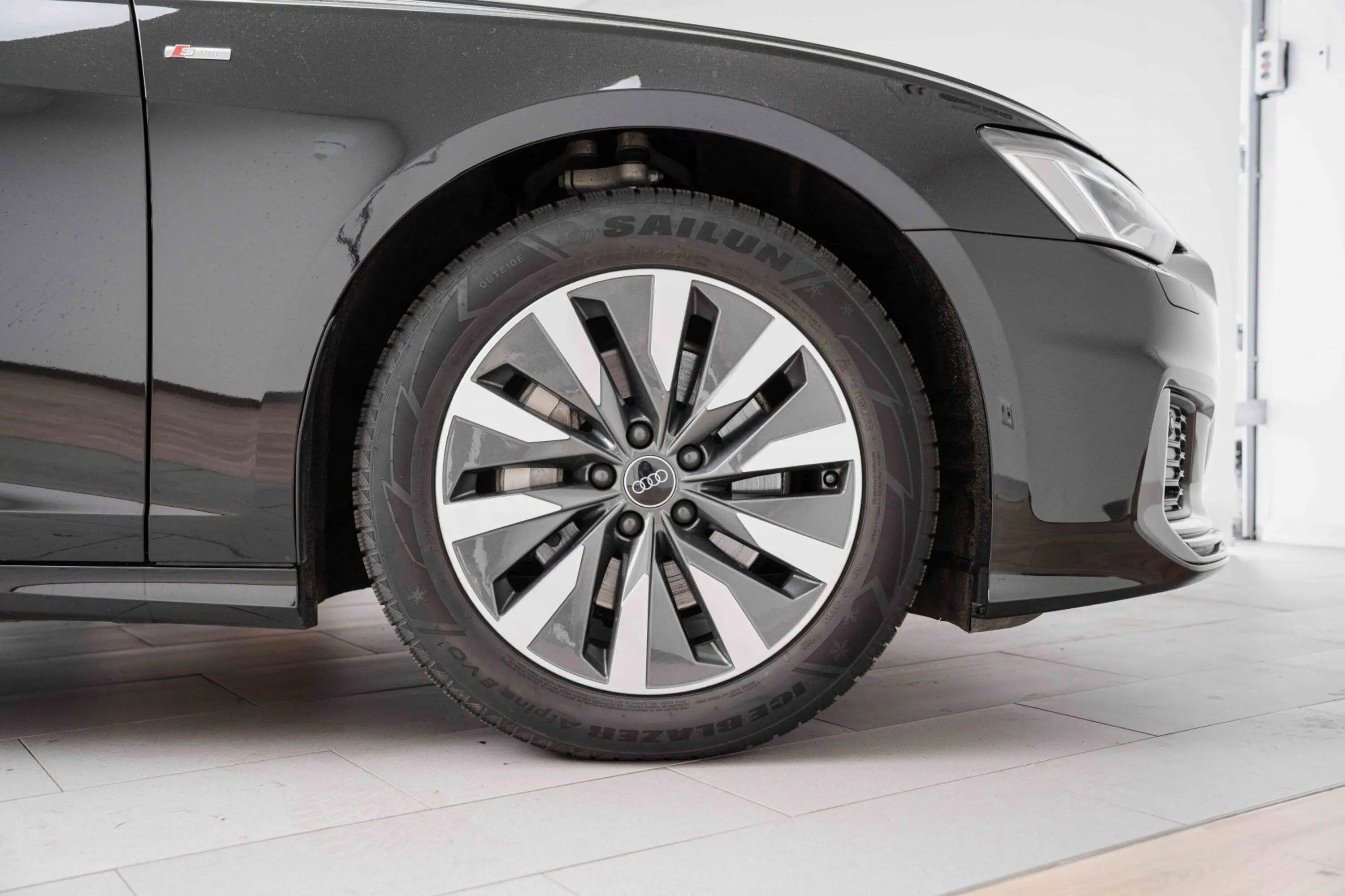 Audi A6, 2.0, 195 kW, бензин, автомат, полный привод