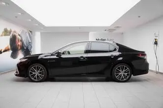 Toyota Camry, 2.5, 132 kW, бензин, автомат