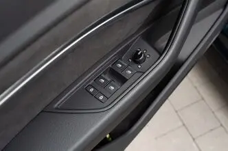 Audi e-tron, 300 kW, electric, automatic, four-wheel drive