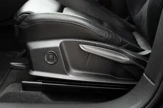 Audi e-tron, 300 kW, electric, automatic, four-wheel drive