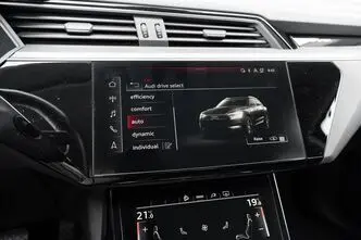 Audi e-tron, 300 kW, electric, automatic, four-wheel drive