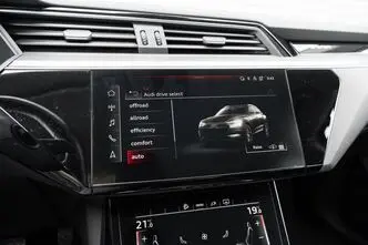 Audi e-tron, 300 kW, electric, automatic, four-wheel drive
