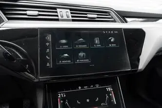 Audi e-tron, 300 kW, electric, automatic, four-wheel drive