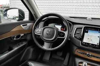 Volvo XC90, 2.0, 223 kW, бензин, автомат, полный привод