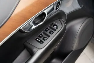 Volvo XC90, 2.0, 223 kW, бензин, автомат, полный привод
