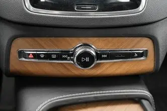 Volvo XC90, 2.0, 223 kW, бензин, автомат, полный привод