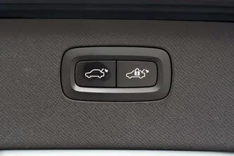 Volvo XC90, 2.0, 223 kW, бензин, автомат, полный привод