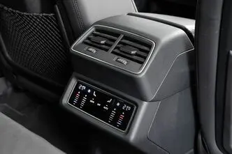 Audi e-tron, 230 kW, electric, automatic, four-wheel drive