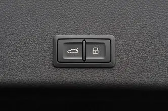 Audi e-tron, 230 kW, electric, automatic, four-wheel drive