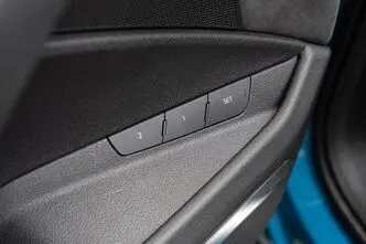 Audi e-tron, 300 kW, electric, automatic, four-wheel drive