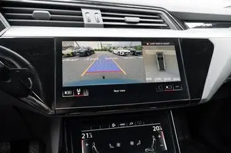 Audi e-tron, 300 kW, electric, automatic, four-wheel drive