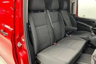 Mercedes-Benz Vito, 2.1, 100 kW, дизель, механическая, задний привод
