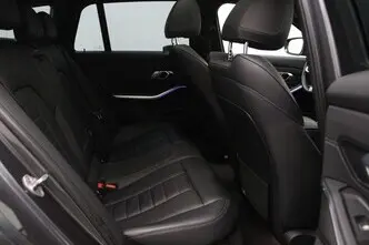 BMW 318, 2.0, 115 kW, petrol, automatic, rear-wheel drive