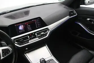 BMW 318, 2.0, 115 kW, petrol, automatic, rear-wheel drive