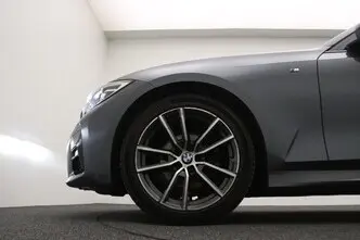 BMW 318, 2.0, 115 kW, petrol, automatic, rear-wheel drive