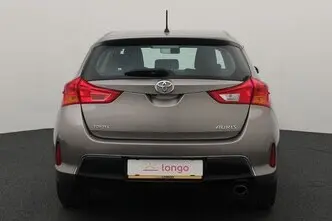 Toyota Auris, 1.6, 97 kW, bensiin, automaat, esivedu