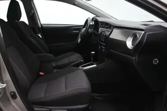 Toyota Auris, 1.6, 97 kW, bensiin, automaat, esivedu