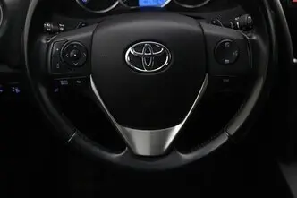 Toyota Auris, 1.6, 97 kW, bensiin, automaat, esivedu