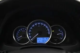 Toyota Auris, 1.6, 97 kW, bensiin, automaat, esivedu
