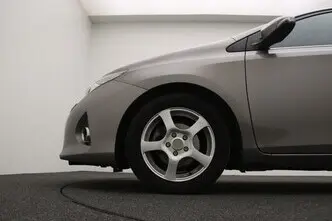 Toyota Auris, 1.6, 97 kW, bensiin, automaat, esivedu