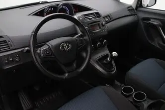 Toyota Verso, 1.6, 97 kW, bensiin, manuaal, esivedu