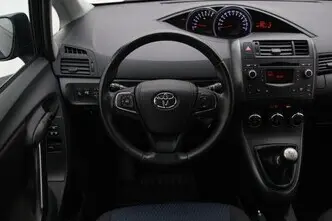 Toyota Verso, 1.6, 97 kW, bensiin, manuaal, esivedu
