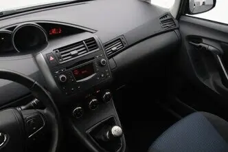 Toyota Verso, 1.6, 97 kW, bensiin, manuaal, esivedu