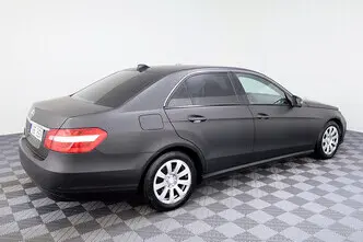 Mercedes-Benz E 200, 2.1, 135 kW, diisel, automaat, tagavedu