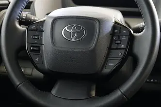 Toyota bZ4X, 73 kW, электричество, передний привод