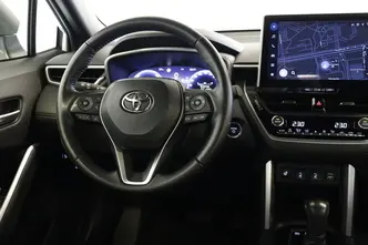 Toyota Corolla Cross, 2.0, 112 kW, hybrid, automatic, front-wheel drive
