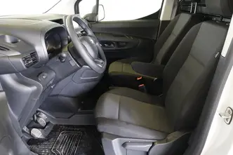 Toyota Proace City, 1.5, 75 kW, diesel, manual, front-wheel drive