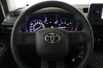 Toyota Proace City, 1.5, 75 kW, diesel, manual, front-wheel drive
