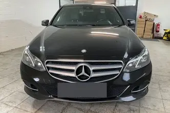 Mercedes-Benz E 200, 2.0, 135 kW, petrol, automatic, rear-wheel drive