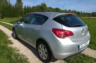 Opel Astra, 1.2, 70 kW, diesel, manual, front-wheel drive