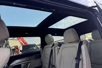 Mercedes-Benz V 300, 2.0, 174 kW, diesel, automatic, four-wheel drive