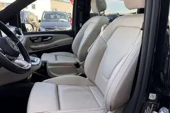 Mercedes-Benz V 300, 2.0, 174 kW, diesel, automatic, four-wheel drive