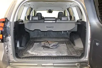 Toyota Land Cruiser, 2.8, 130 kW, дизель, автомат, полный привод