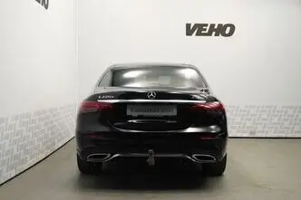 Mercedes-Benz E 220, 2.0, 143 kW, diesel, automatic, four-wheel drive