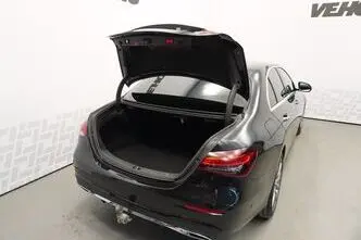 Mercedes-Benz E 220, 2.0, 143 kW, diesel, automatic, four-wheel drive