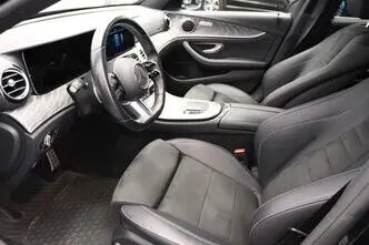 Mercedes-Benz E 220, 2.0, 143 kW, diesel, automatic, four-wheel drive