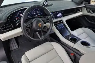Porsche Taycan, 500 kW, elekter, automaat, nelikvedu