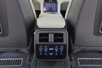 Porsche Taycan, 500 kW, elekter, automaat, nelikvedu