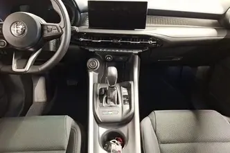 Alfa Romeo Tonale, 1.5, 96 kW, hübriid, automaat, esivedu