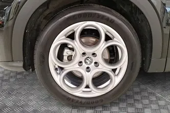 Alfa Romeo Tonale, 1.5, 96 kW, hübriid, automaat, esivedu