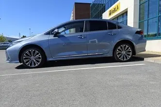 Toyota Corolla, 1.8, 72 kW, hübriid, automaat, esivedu