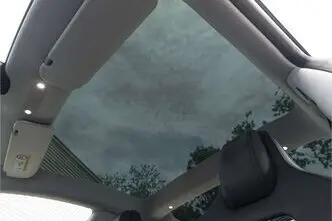 Tesla Model 3, 461 kW, elekter, automaat, nelikvedu