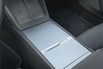 Tesla Model 3, 461 kW, elekter, automaat, nelikvedu